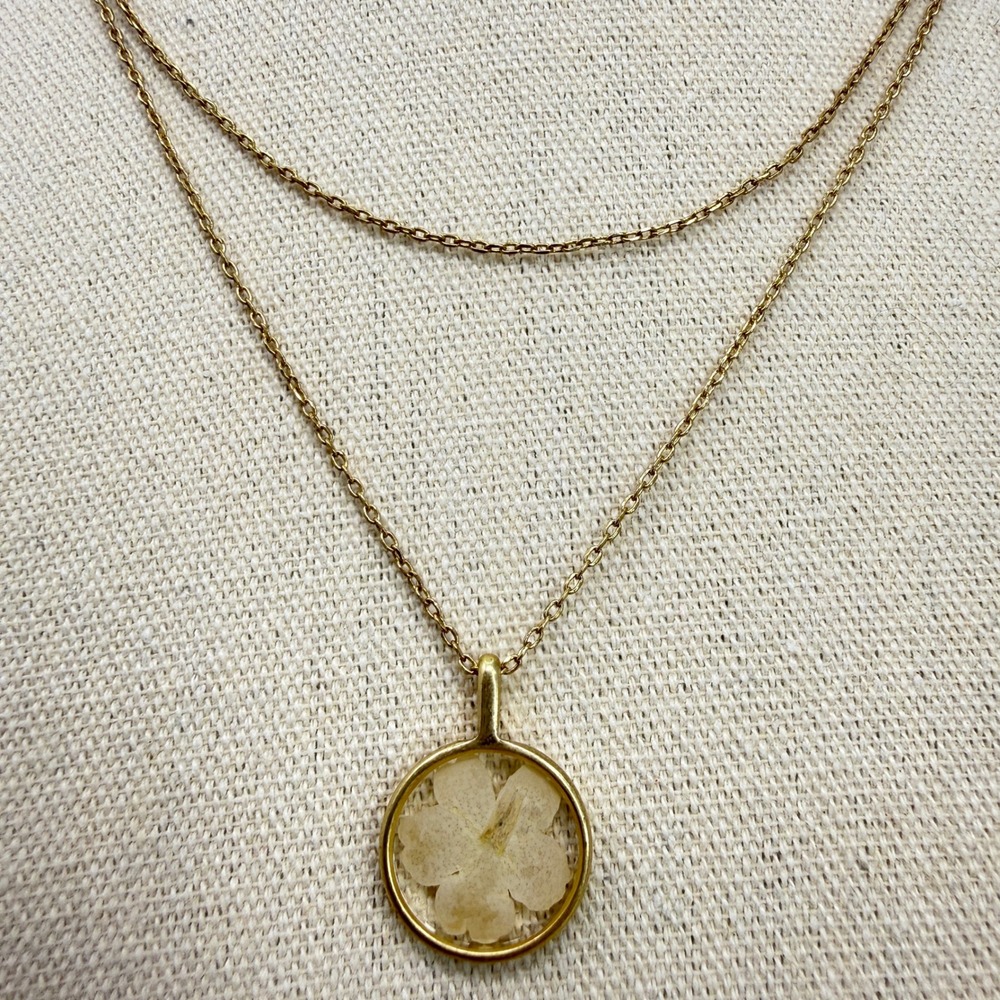 Layered Pressed Flower Resin Pendant Necklace Gold Tone Dainty Feminine